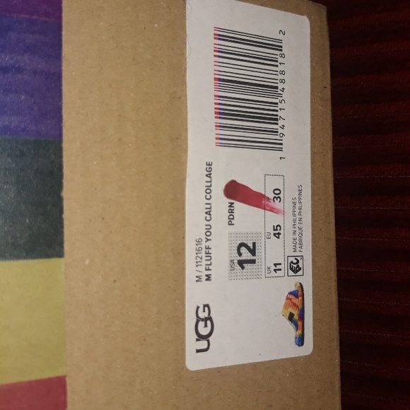 Ugg Fluff You Cali - Picture 7 of 7